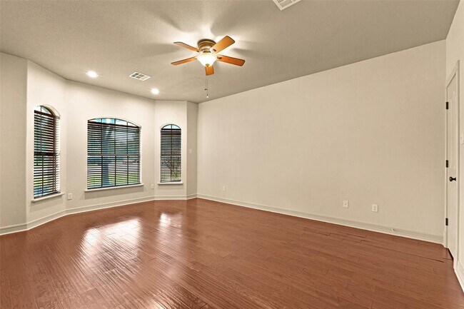 Building Photo - 2908 Arbor Ct