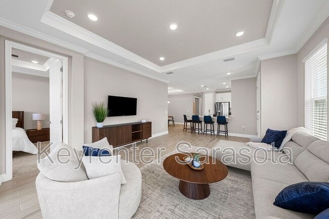 Building Photo - 16207 San Donato Pl