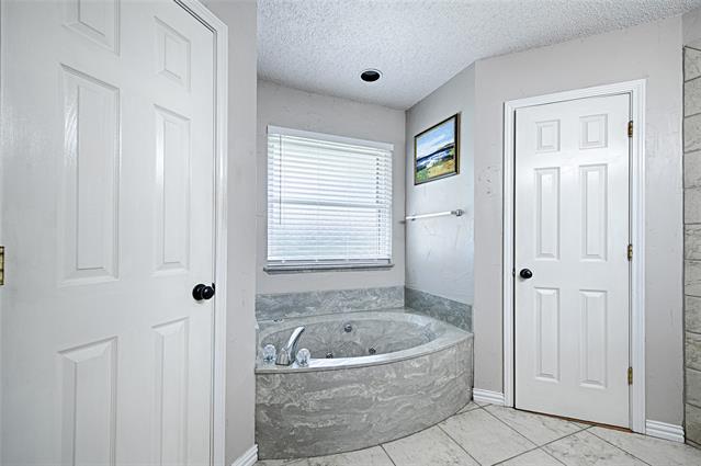 Building Photo - 1410 Spyglass Dr