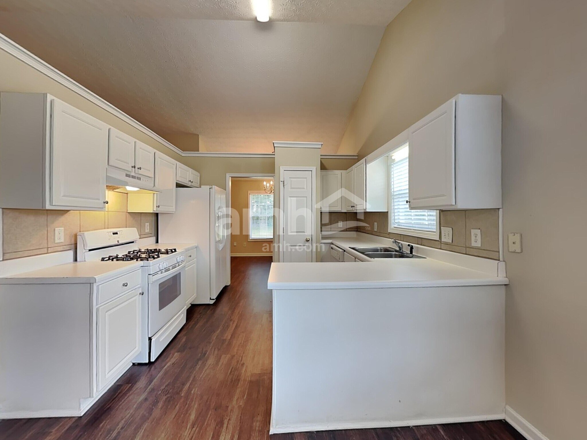 Building Photo - 1795 Charleston Oak Cir