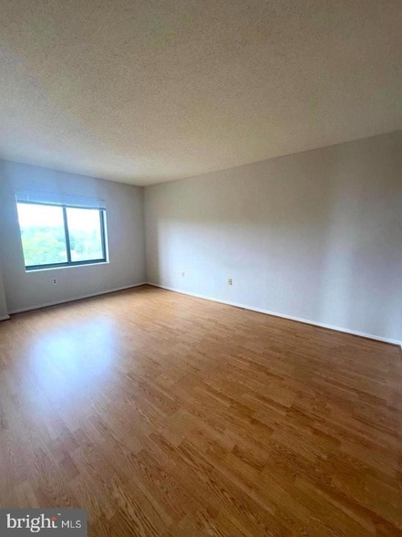 Building Photo - 3310 N Leisure World Blvd