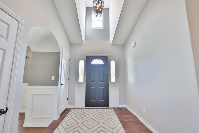 Building Photo - 3 Bedroom, 2 Bath House in Edwardsville