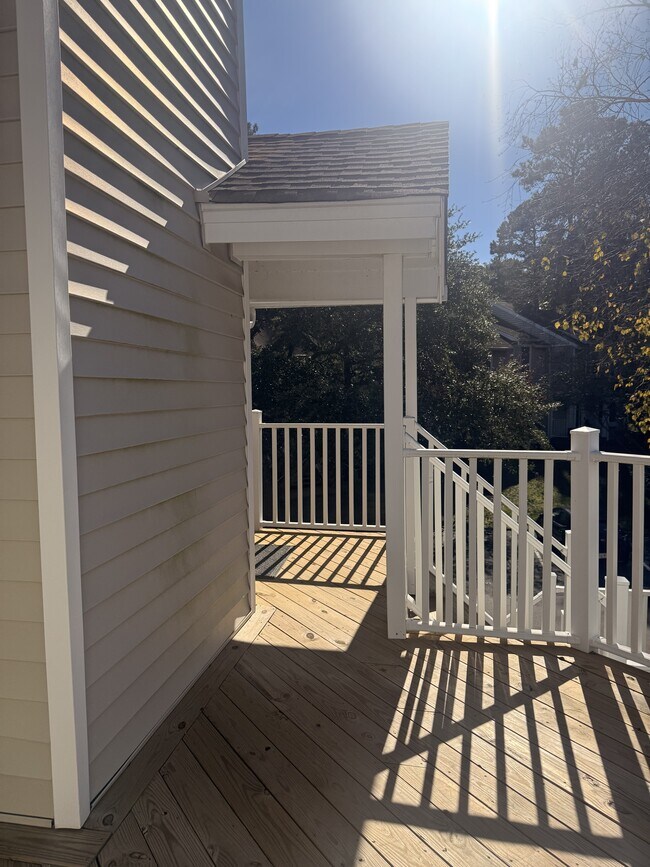 Building Photo - 2526 Cove Point Pl