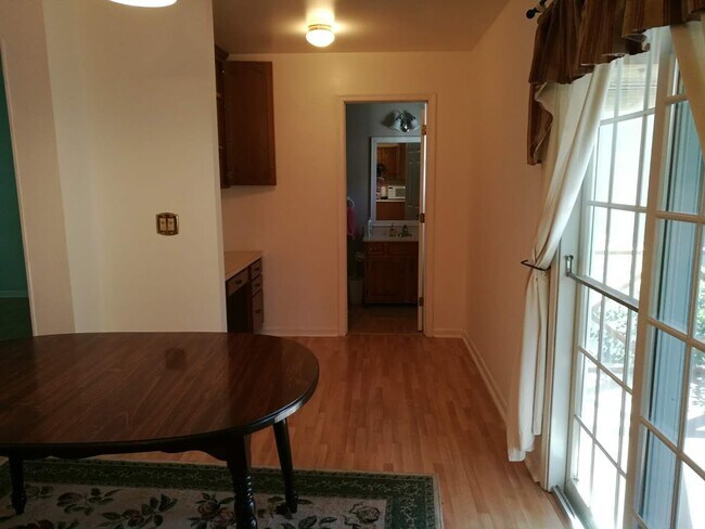 Building Photo - 2044 Fletcher Cove