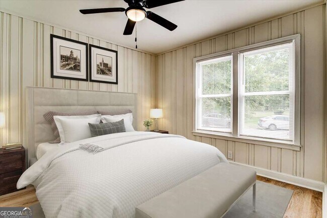 Building Photo - 210 Bryan St