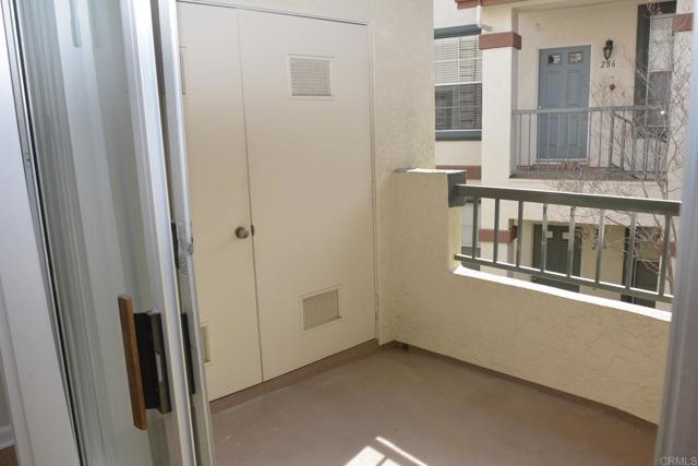Building Photo - 10880 Sabre Hill Dr