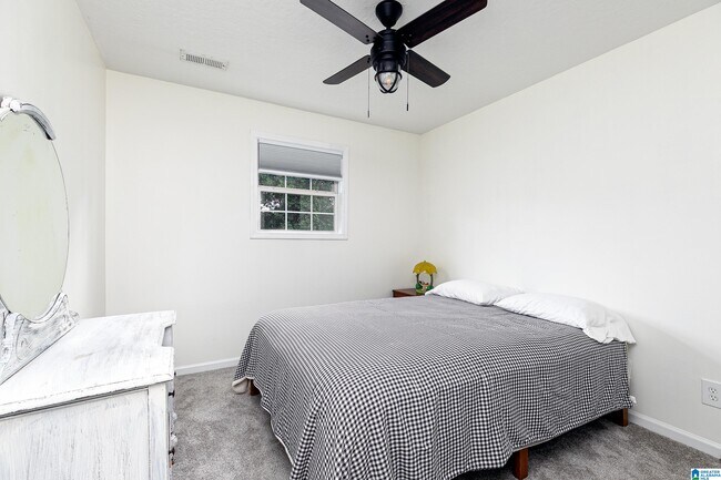 Building Photo - 43 Faulkner Dr