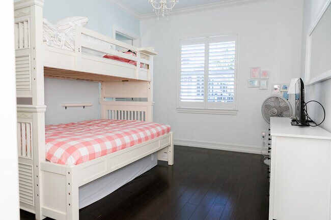 Building Photo - 381 E Cannery Row Cir