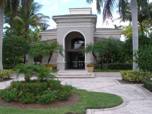 Building Photo - 2810 Grande Pkwy