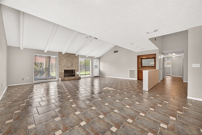 Building Photo - 21318 Park Brook Dr