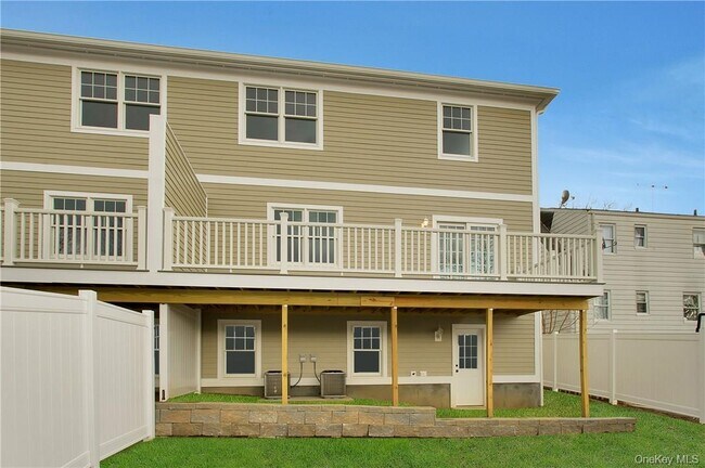 Building Photo - 149 Lincoln Ave