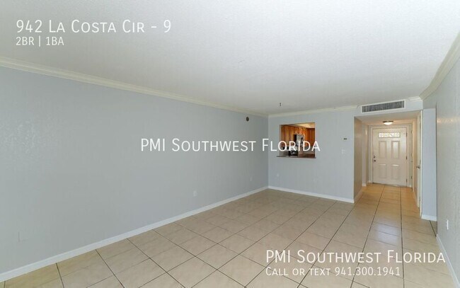Building Photo - 942 La Costa Cir