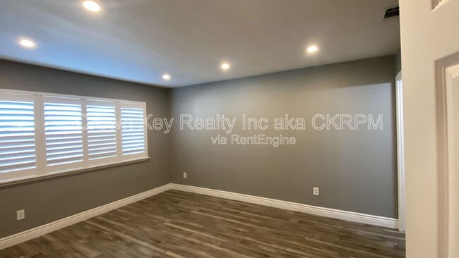 Building Photo - 1550 Griffith Pl