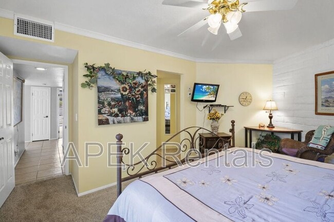 Building Photo - 68859 Paseo Real