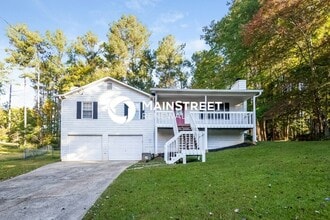 Building Photo - 3 Bedroom Pet-Friendly Home in Dallas, GA with Main Street Renewal