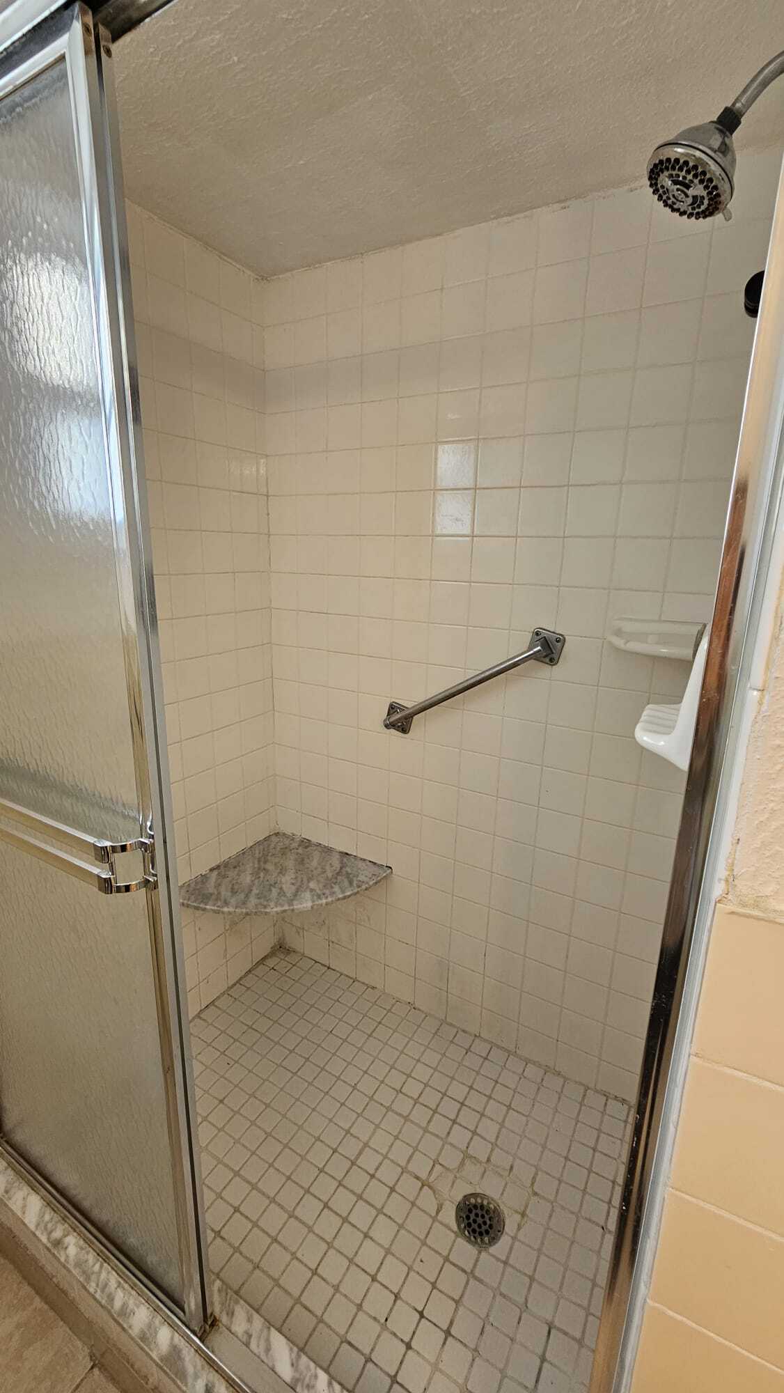 Building Photo - 1670 NE 191st St