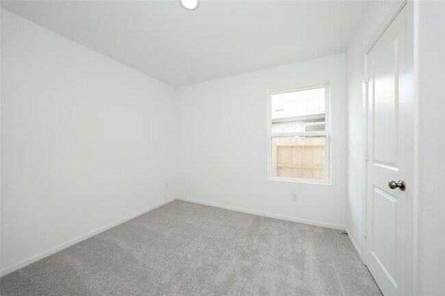 Building Photo - 6602 Tricolor Beech Ln