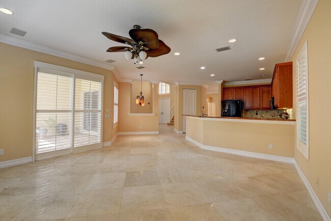 Building Photo - 8957 Sandy Crest Ln