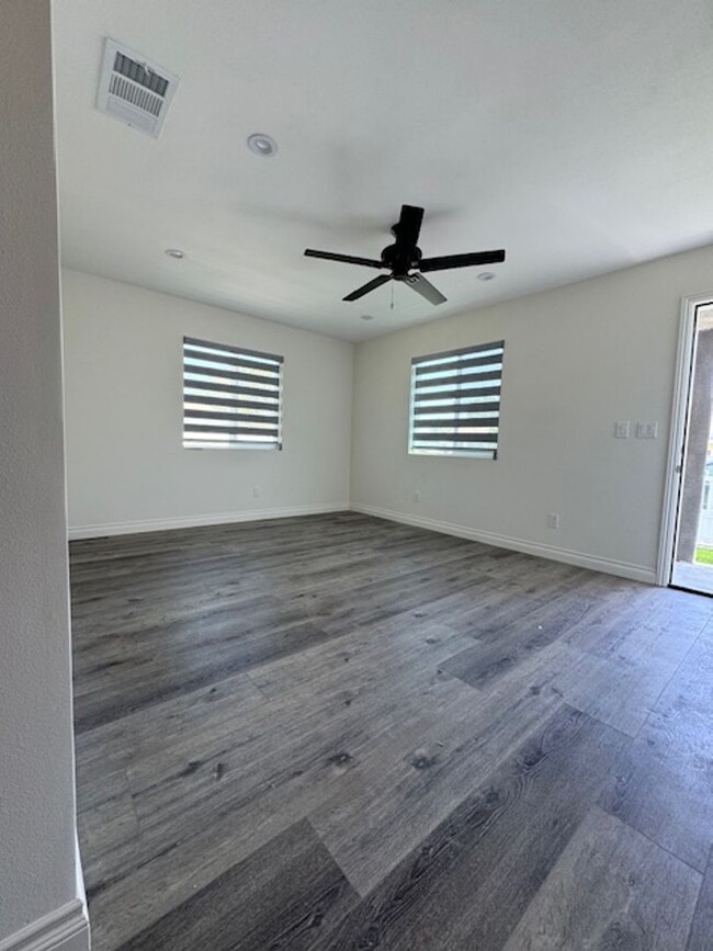 Building Photo - Luxurious Rental Opportunity in Norwalk, CA!