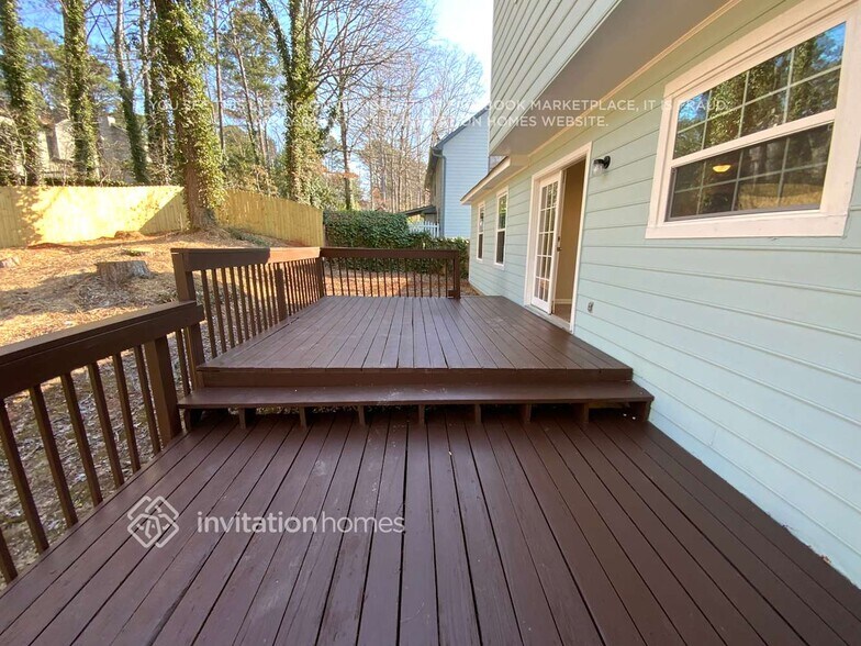 Building Photo - 2071 Hunters Cove Dr