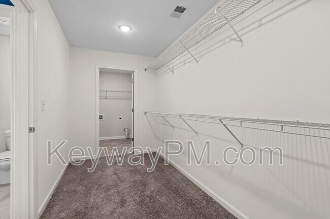 Building Photo - 2074 Limerick Ct