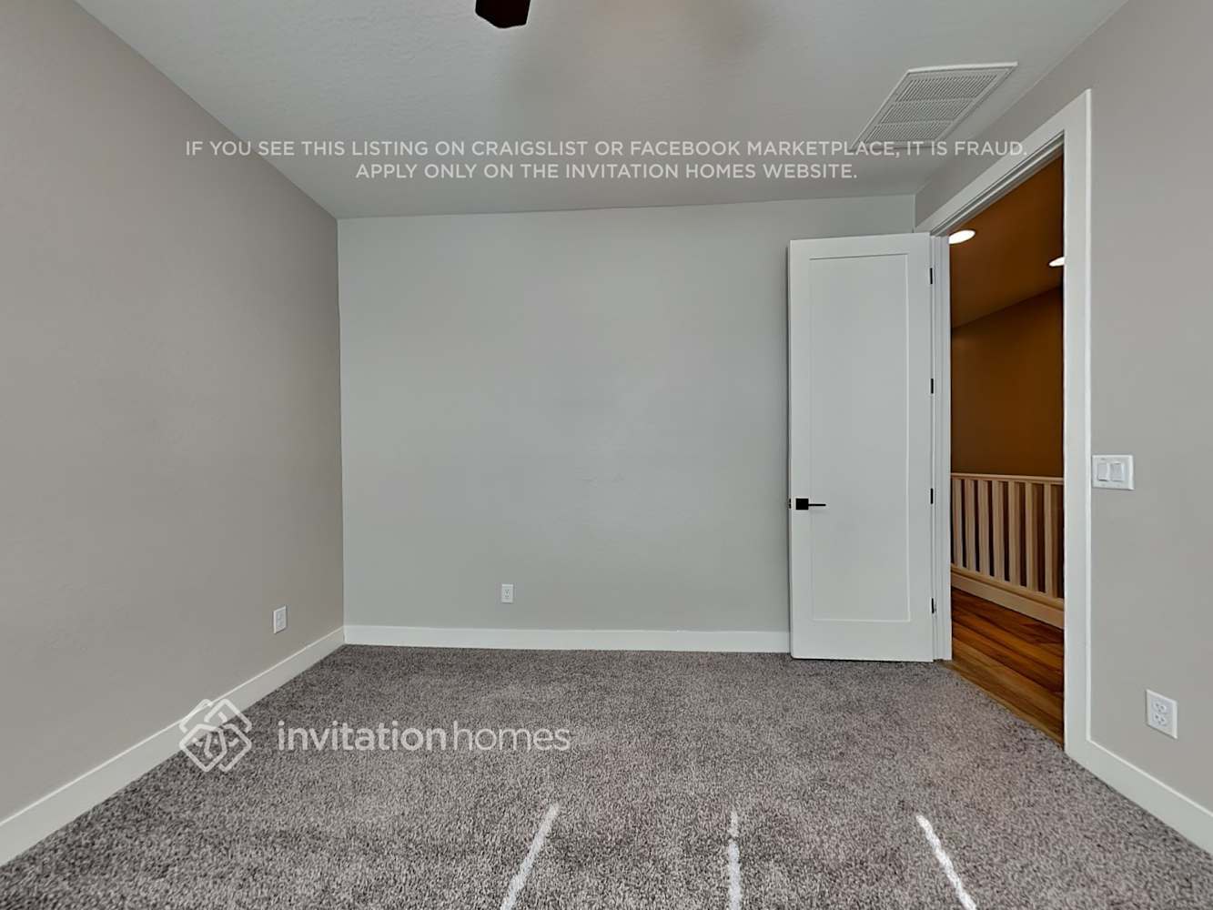 Building Photo - 16428 S 10th St