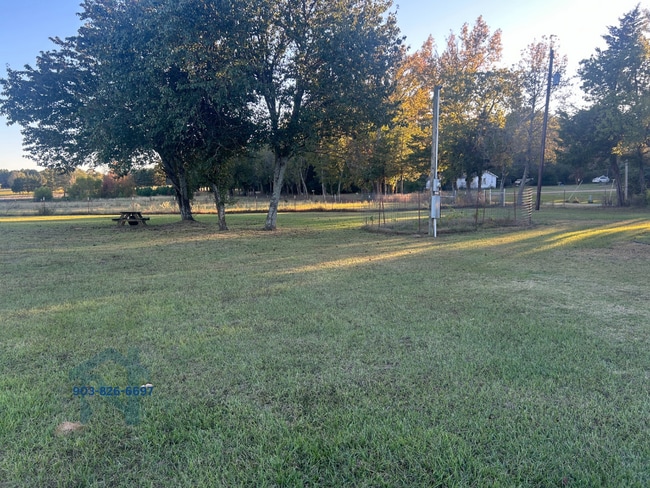 Building Photo - 358 County Rd