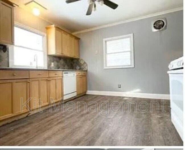 2534 Airport Hwy 2534 Airport Hwy Toledo OH 43609 Apartment Finder