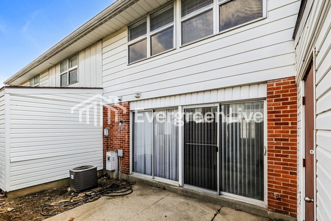 Building Photo - 7572 Mt Hood