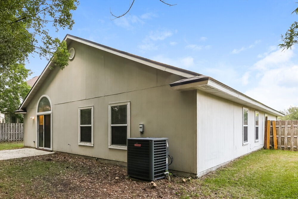 Building Photo - 12630 Richfield Blvd