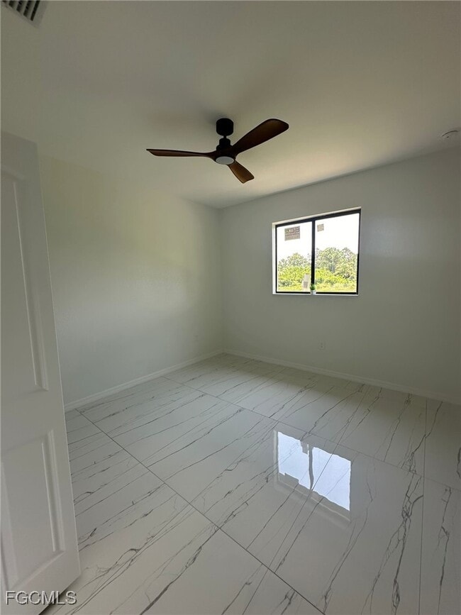 Building Photo - 1049 Citrus Ave S