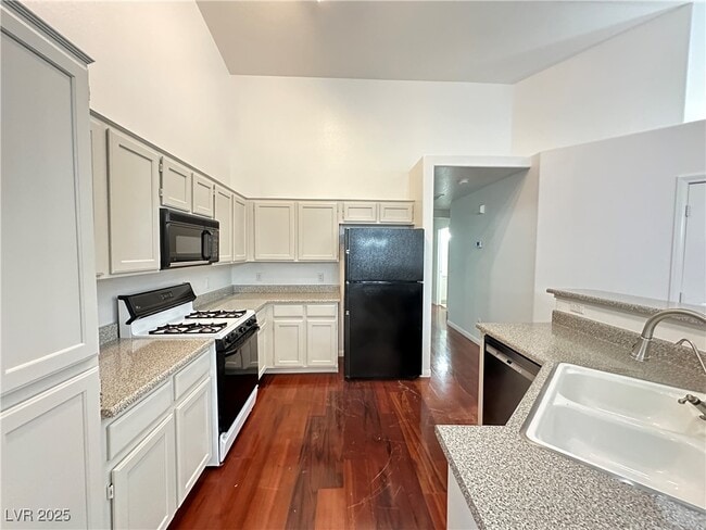 Building Photo - 6428 Sundown Heights Ave