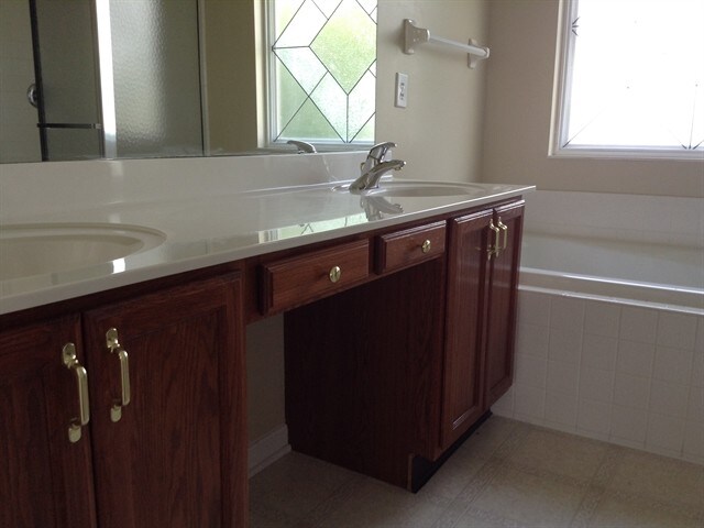 Building Photo - 4558 Randall Dr