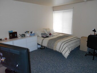 Bedroom - 736 Packard St