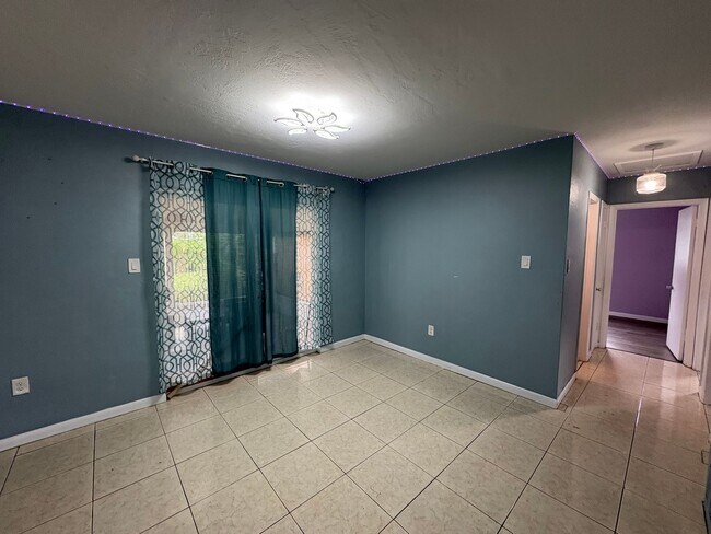 Building Photo - 2596 Starlite Ln