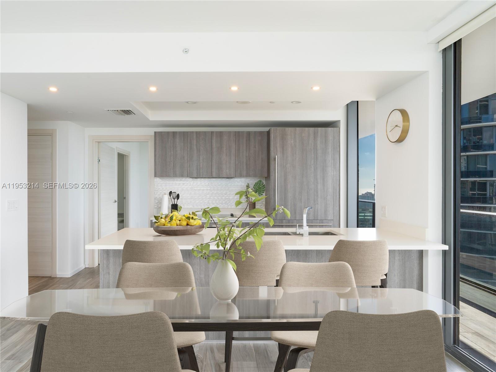 Building Photo - 801 S Miami Ave