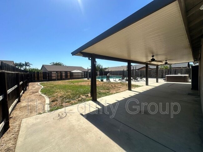 Building Photo - 1253 S Monterey Ave