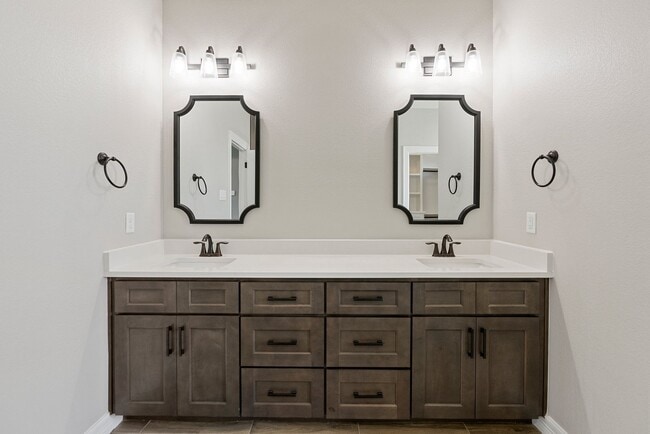 Building Photo - 7309 Longitude Ct
