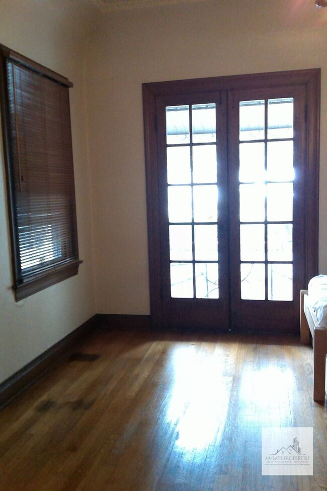 Building Photo - Beautiful 3 Bedroom home located in the Hi...