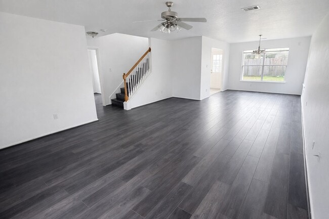 Building Photo - 14123 Fox Creek Park Dr