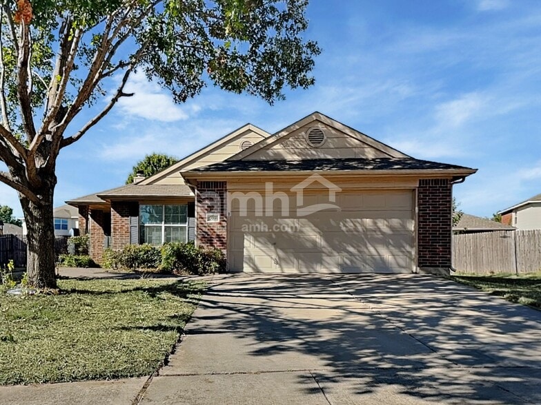 Primary Photo - 709 Devontree Ct