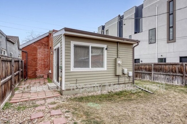 Building Photo - 1315 E 37th Ave