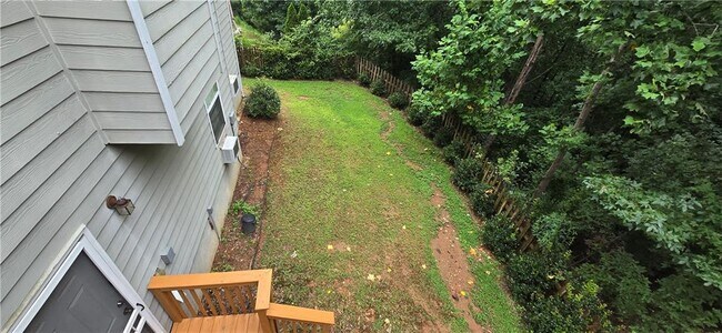Building Photo - 3811 Roxfield Dr NE