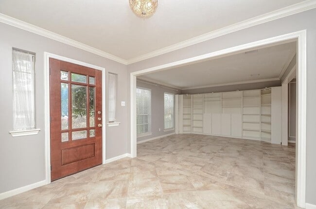 Building Photo - 24706 Mather Dr