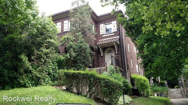 Primary Photo - 3 br, 1 bath House - 5716 Beacon Street