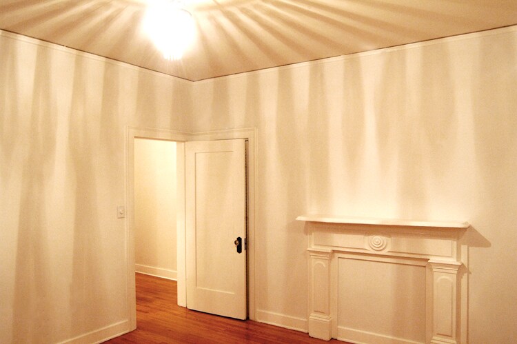 Building Photo - 1935 N Vermont Ave