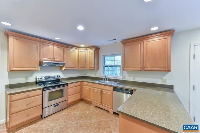 Building Photo - 1012 Wildmere Pl