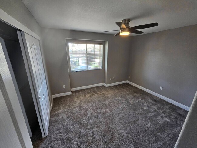 Building Photo - 3261 Foggy Bank Way