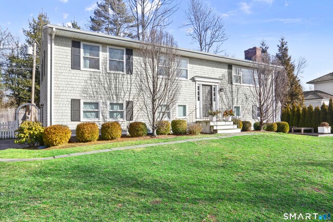 Building Photo - 6 Meadowbank Rd