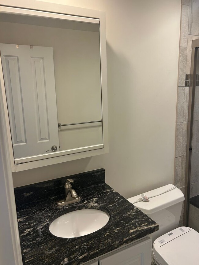 Building Photo - Potomac Chase Townhouse For Lease